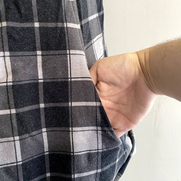 Matilda Jane Cozy Up Vest Reversible Black Gray Plaid Sherpa Lined Size Medium - Picture 4 of 6